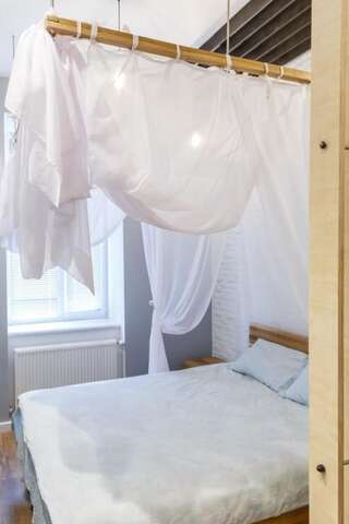 Апартаменты Romantic Loft in Lviv Львов Апартаменты-19